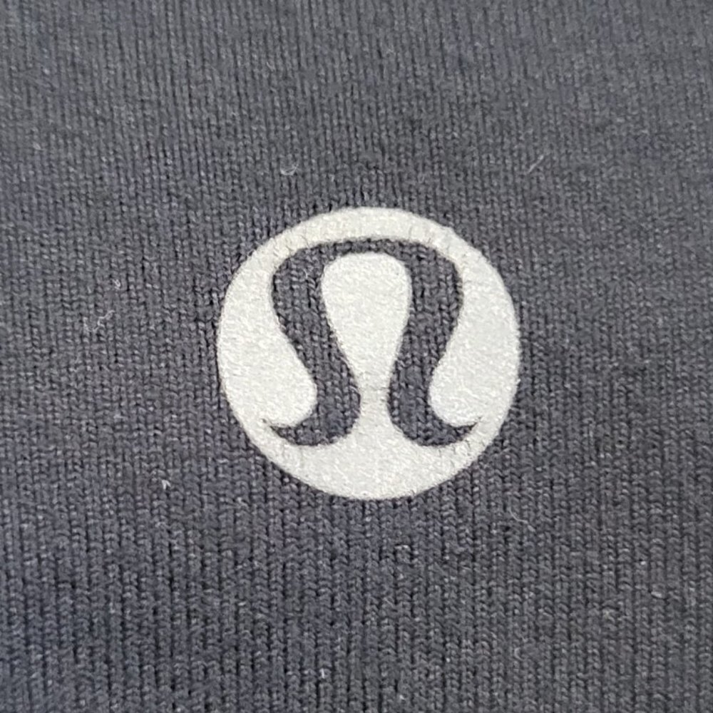 Lululemon Reversable Cropped Work out Leggings Size 4 - Picture 6 of 10